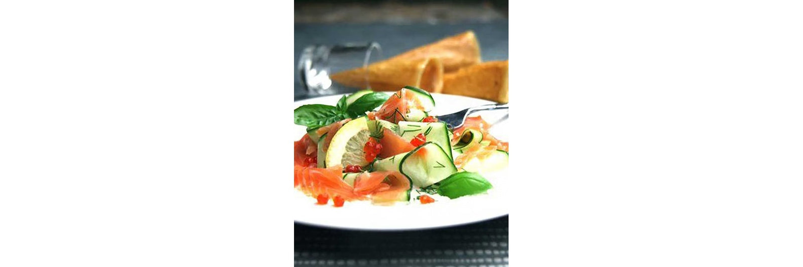 Cucumber tagliatelles and smoked salmon