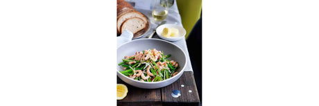 French beans and prawns salad